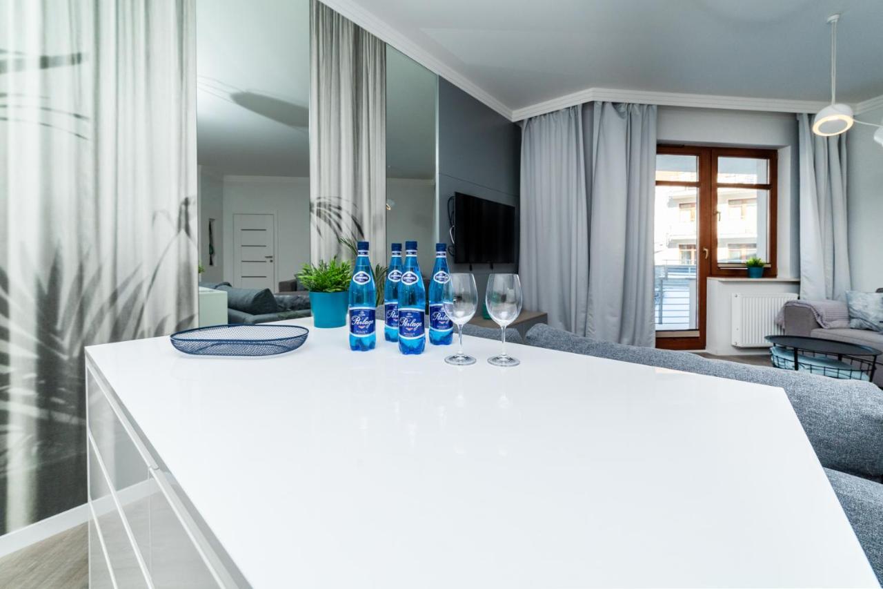 Lägenhet Palmowy - Neptun Park By Oneapartments