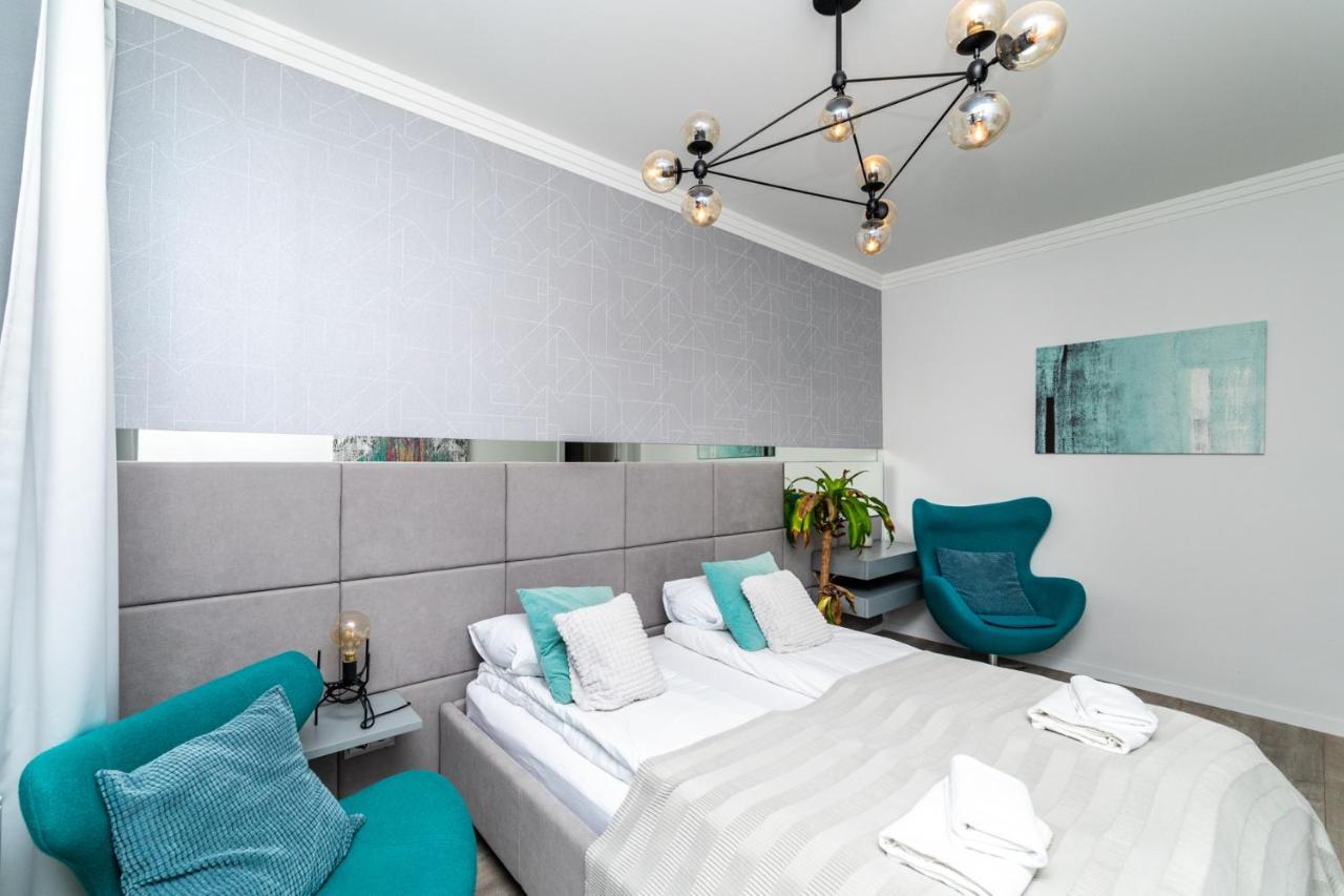 Palmowy - Neptun Park By Oneapartments Lägenhet *