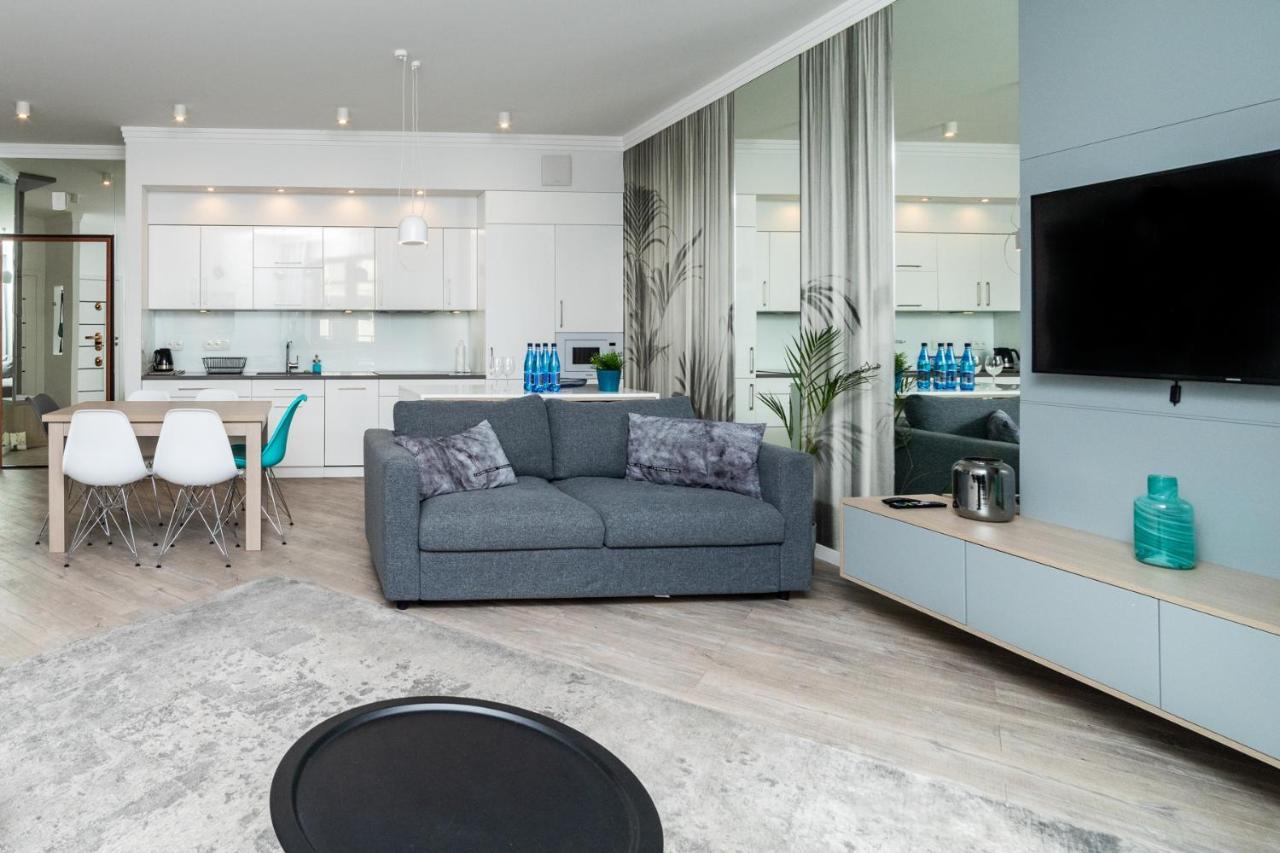 Lägenhet Palmowy - Neptun Park By Oneapartments Gdańsk